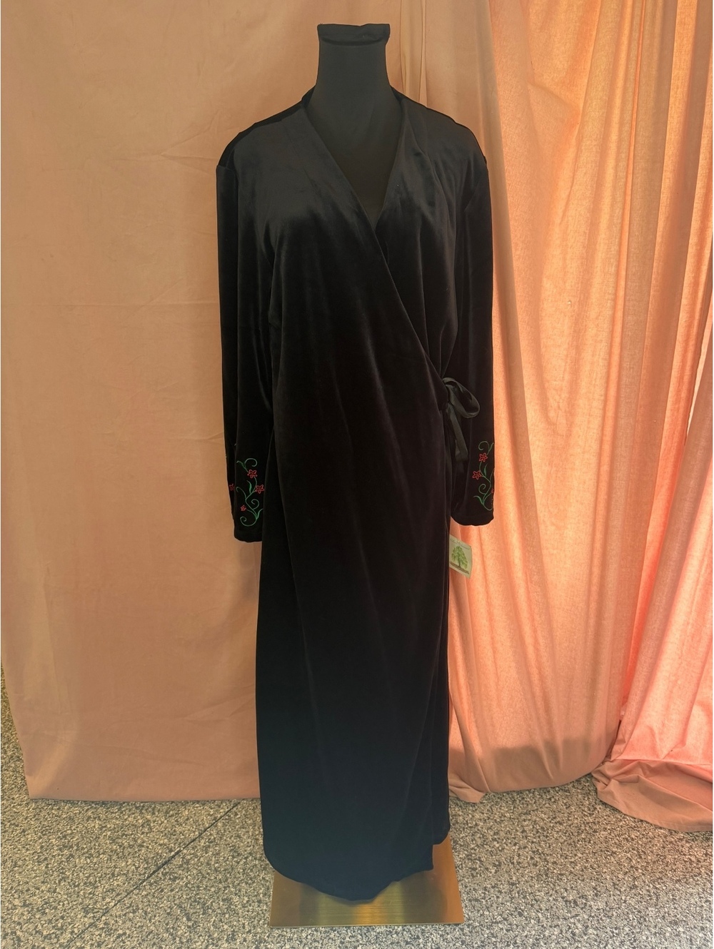 Willow Blossom Vintage Black Velvet Long Robe with Embroidered Floral Cuffs, XL
